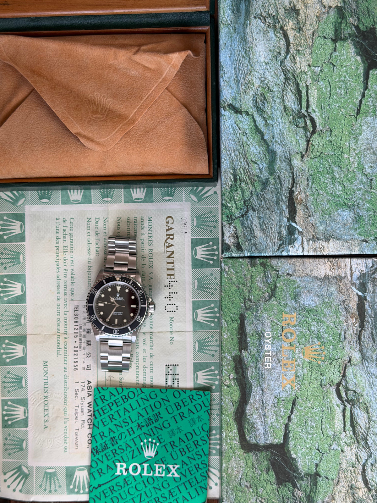 Rolex Submariner No Date 40mm 14060 Box & Papers