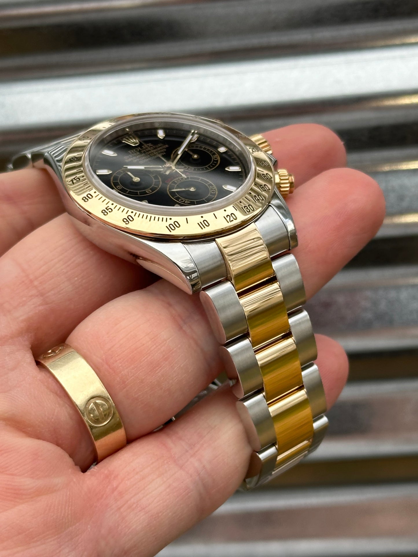 Rolex Daytona 40mm Ref.116523 Box & Papers