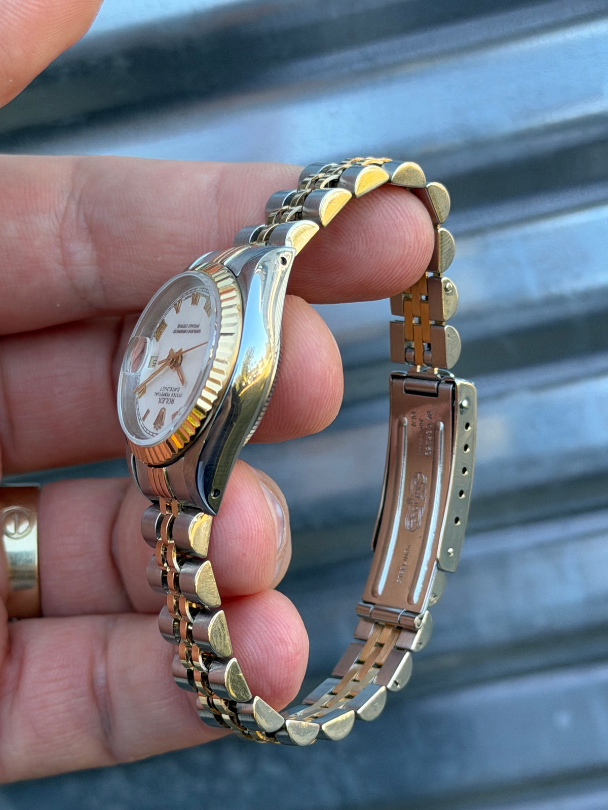 Rolex Ladies Datejust “White Roman Dial” 26mm Ref.69173 Box & Papers
