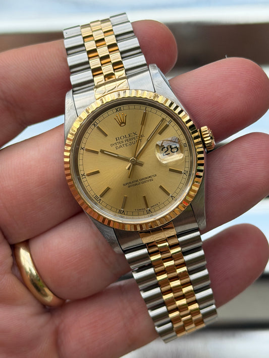 Rolex Datejust “Champagne Dial 36mm Ref.16233 Box & Papers & Service Card