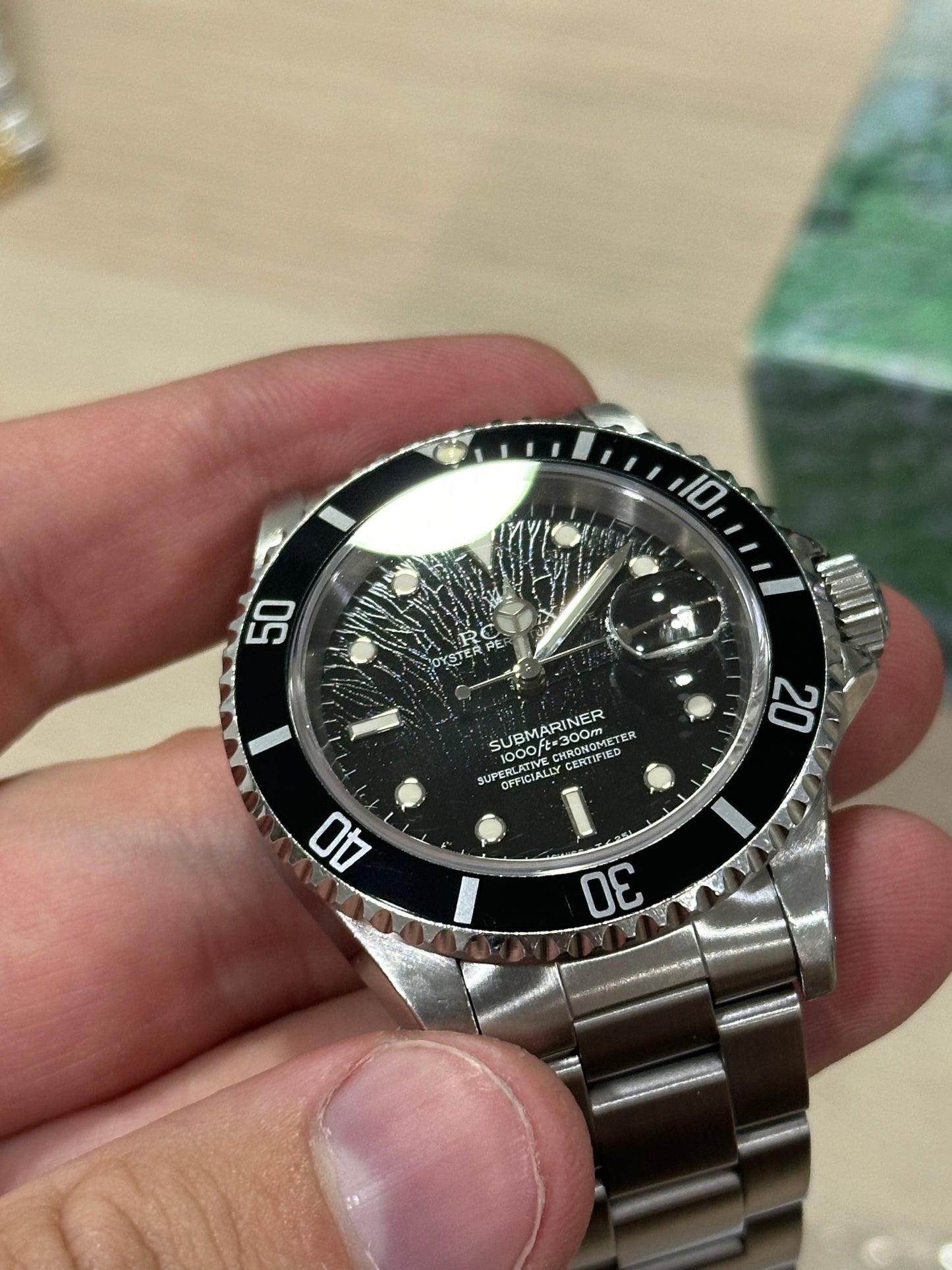 Rolex Submariner Date 40mm Ref:16610 Box & Papers