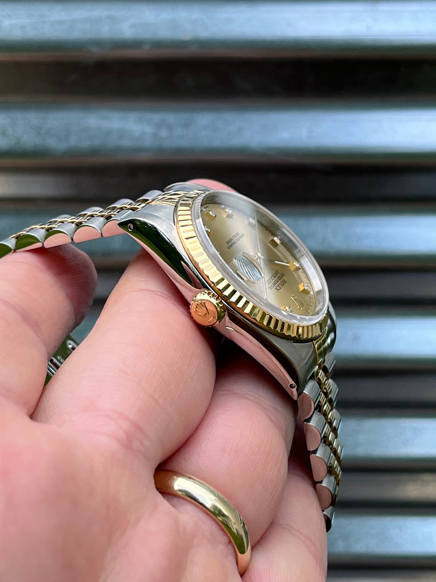 Rolex Datejust “Champagne Diamond Dial” 36mm Ref.16233 Box & Papers