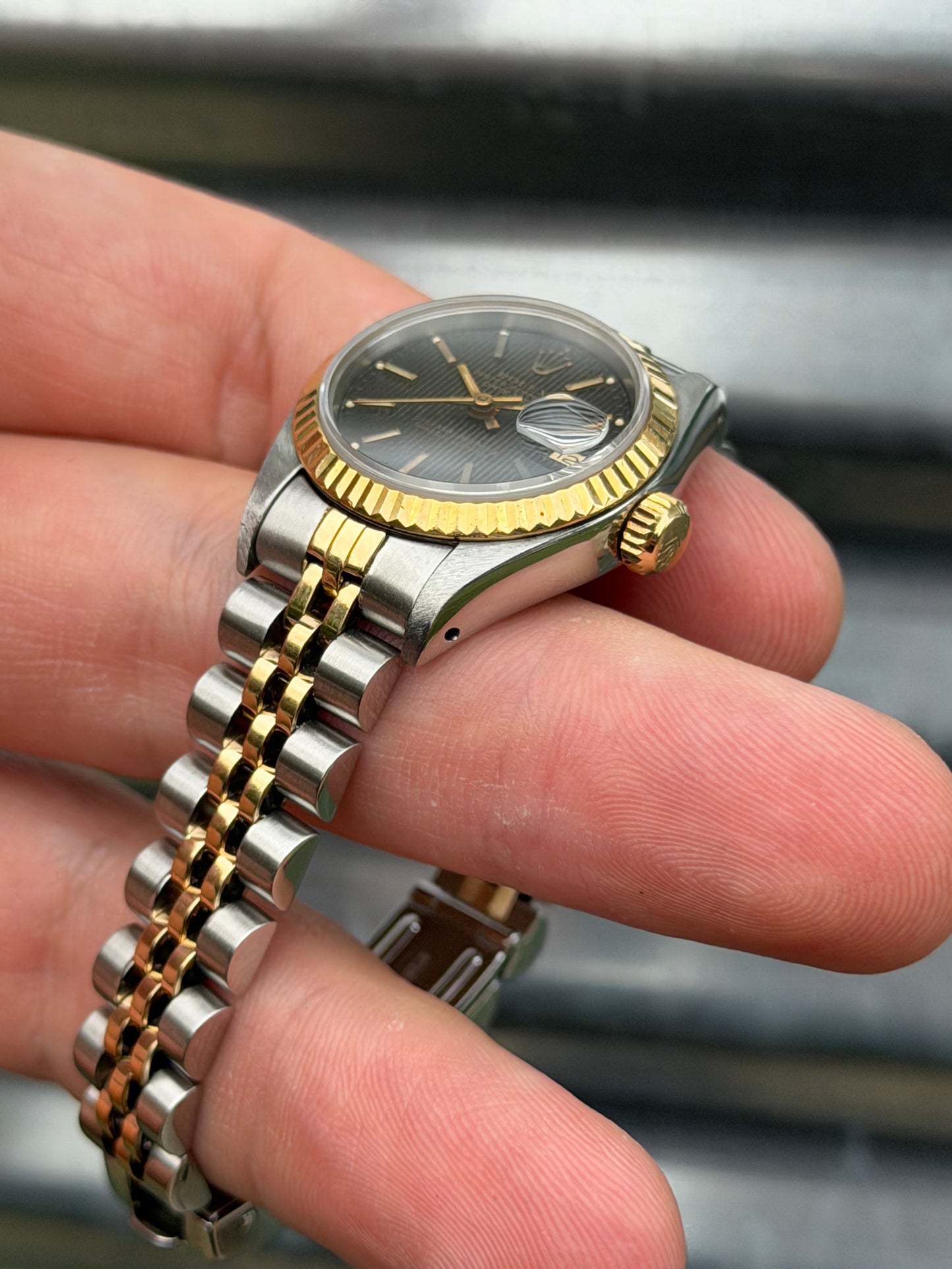 Rolex Ladies Datejust 26mm Ref.69173 Box & Papers “Black Tapestry Dial”