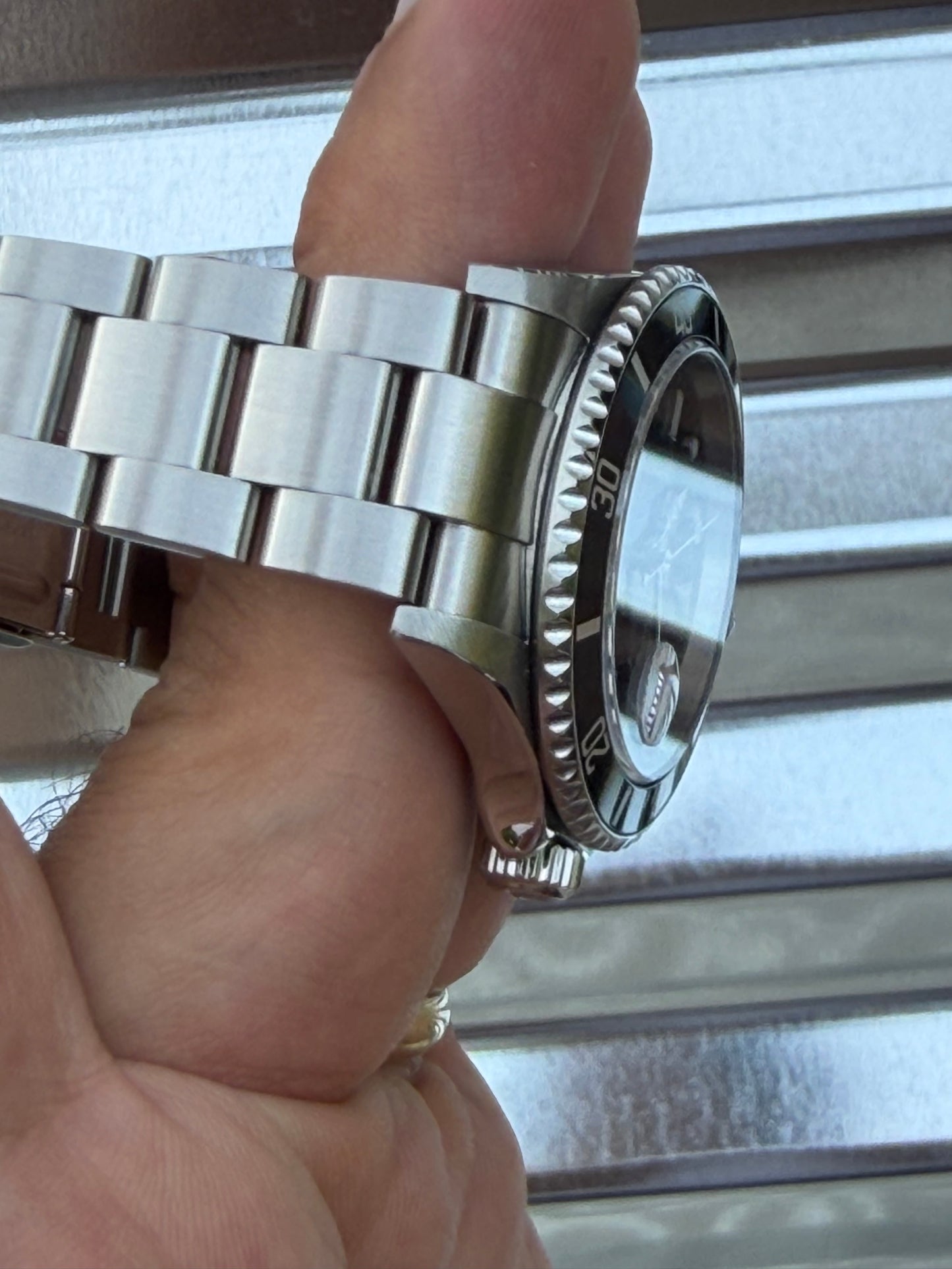 Rolex Submariner Date 40mm Ref.16610 Box & Papers