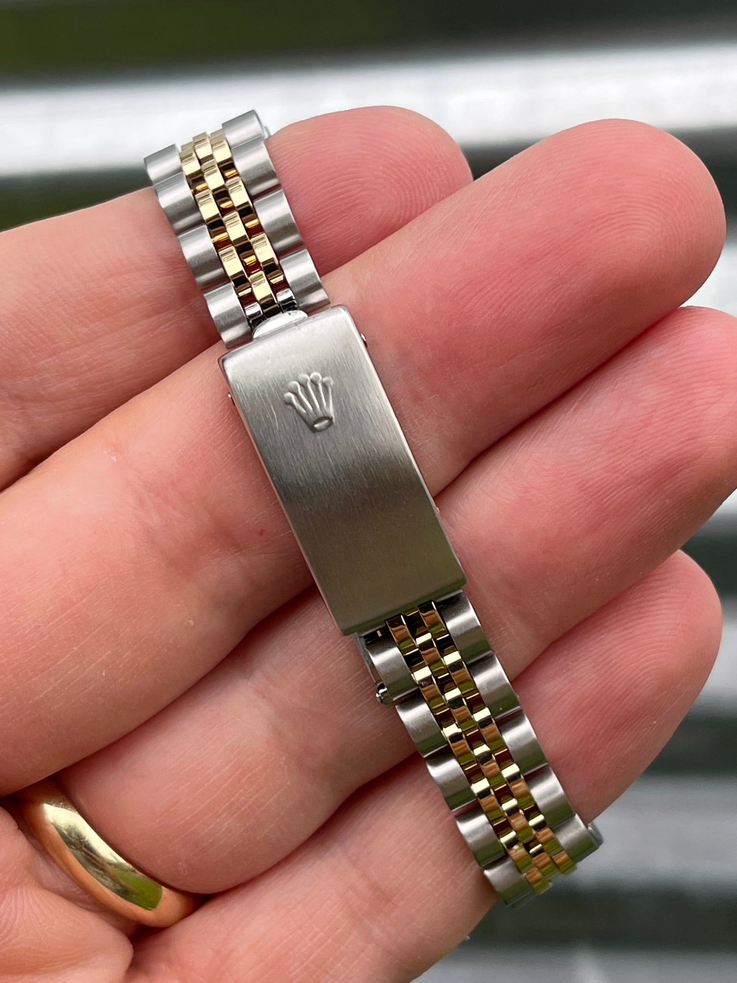 Rolex Lady Datejust “Red Vignette Diamond Dial”26mm Ref.69173 Box & Papers