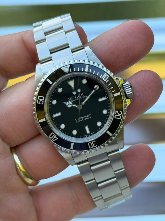 Rolex Submariner No Date 40mm Ref.14060M Box & Papers
