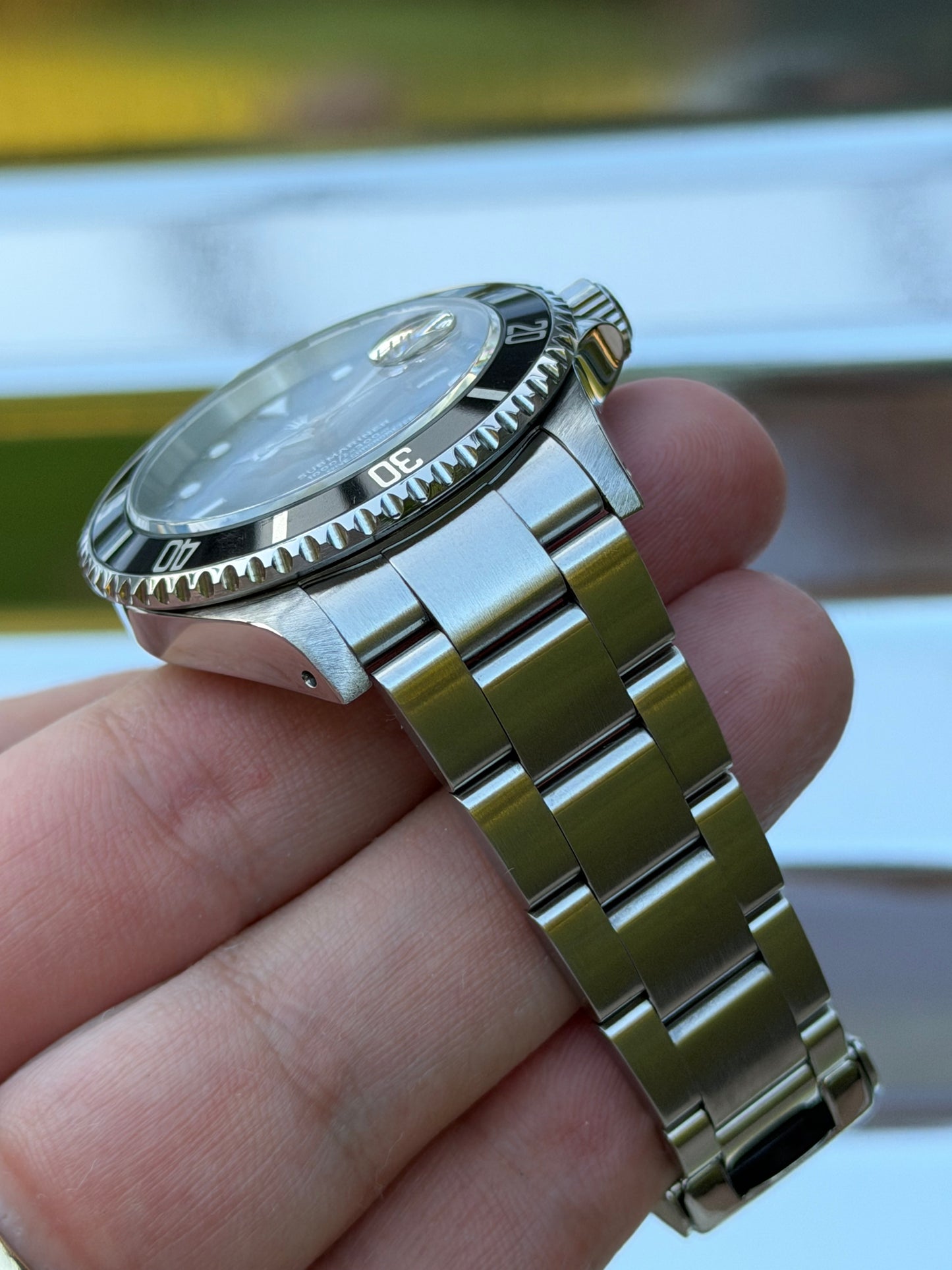 Rolex Submariner Date 40mm Ref.16610 Box & Papers