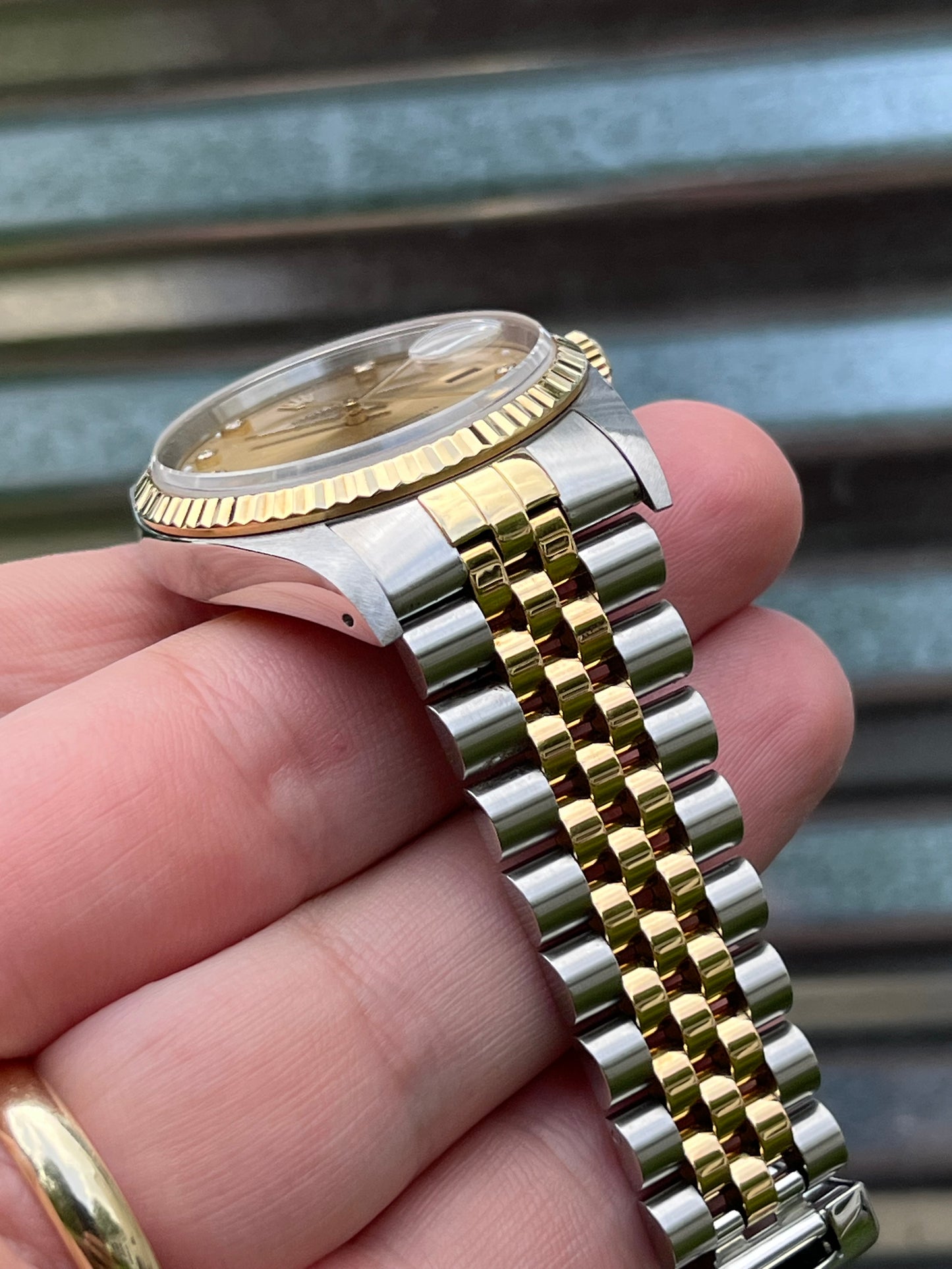 Rolex Datejust “Champagne Diamond Dial” 36mm Ref.16233 Box & Papers