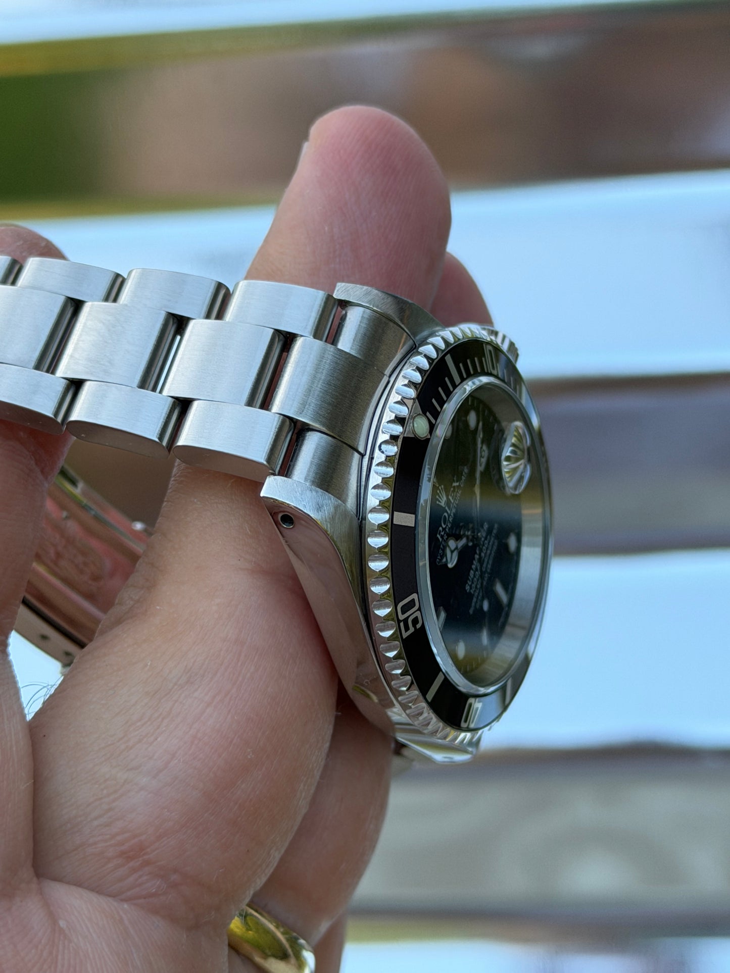 Rolex Submariner Date 40mm Ref.16610 Box & Papers
