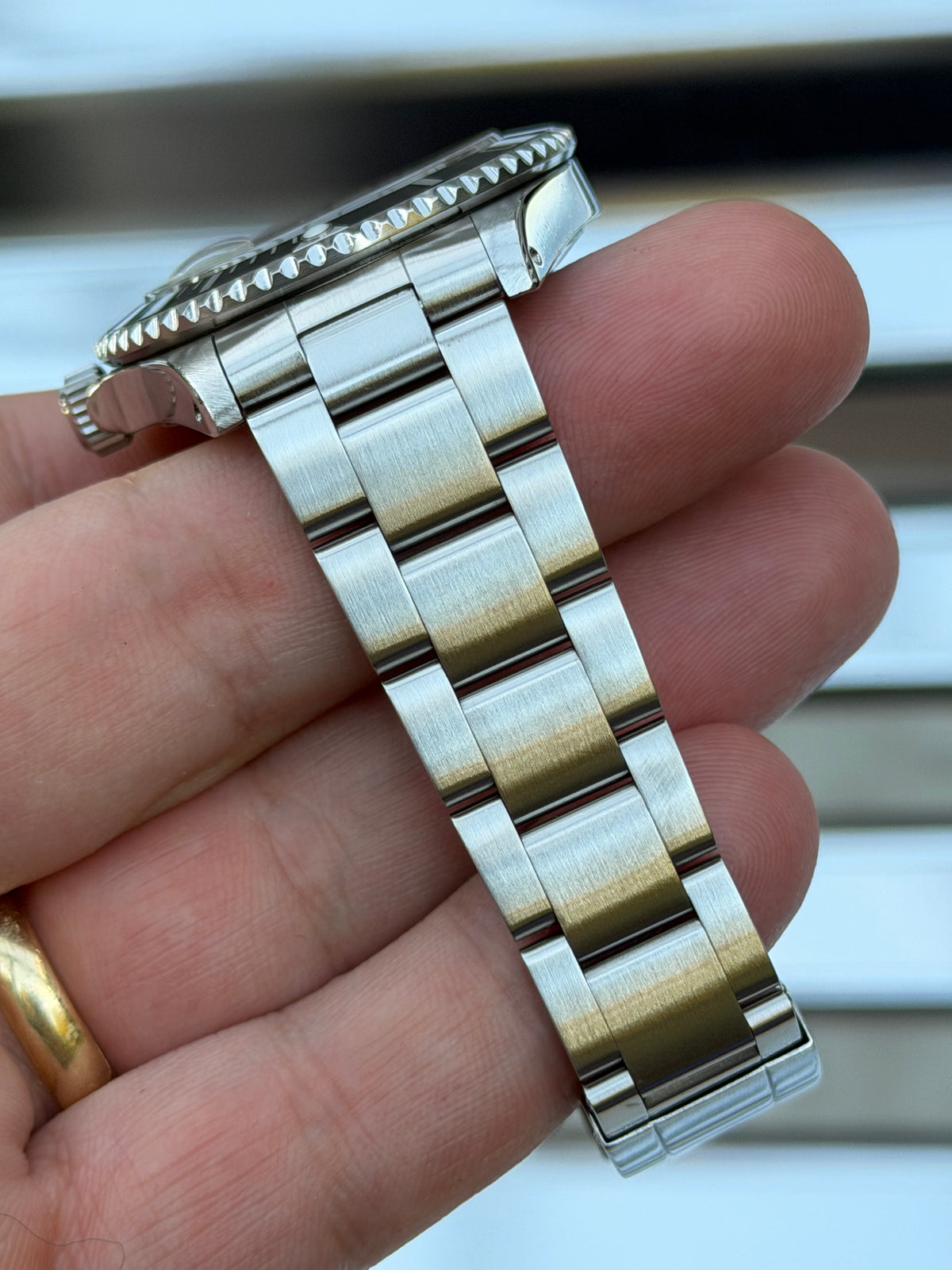 Rolex Submariner Date “Swiss Only”40mm Ref.16610 Box & Papers
