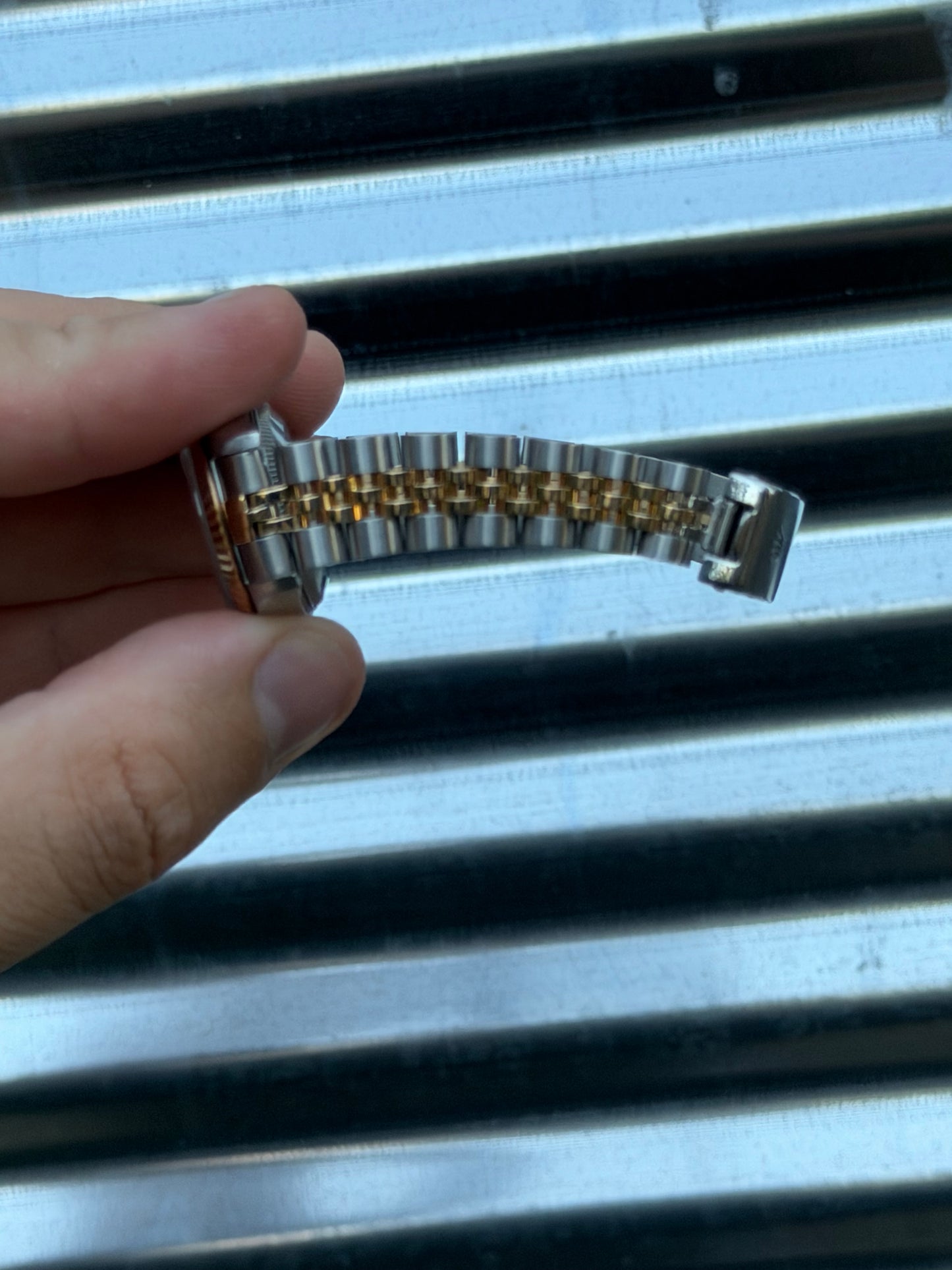 Rolex Ladies Datejust 26mm Ref.69173 Box & Papers