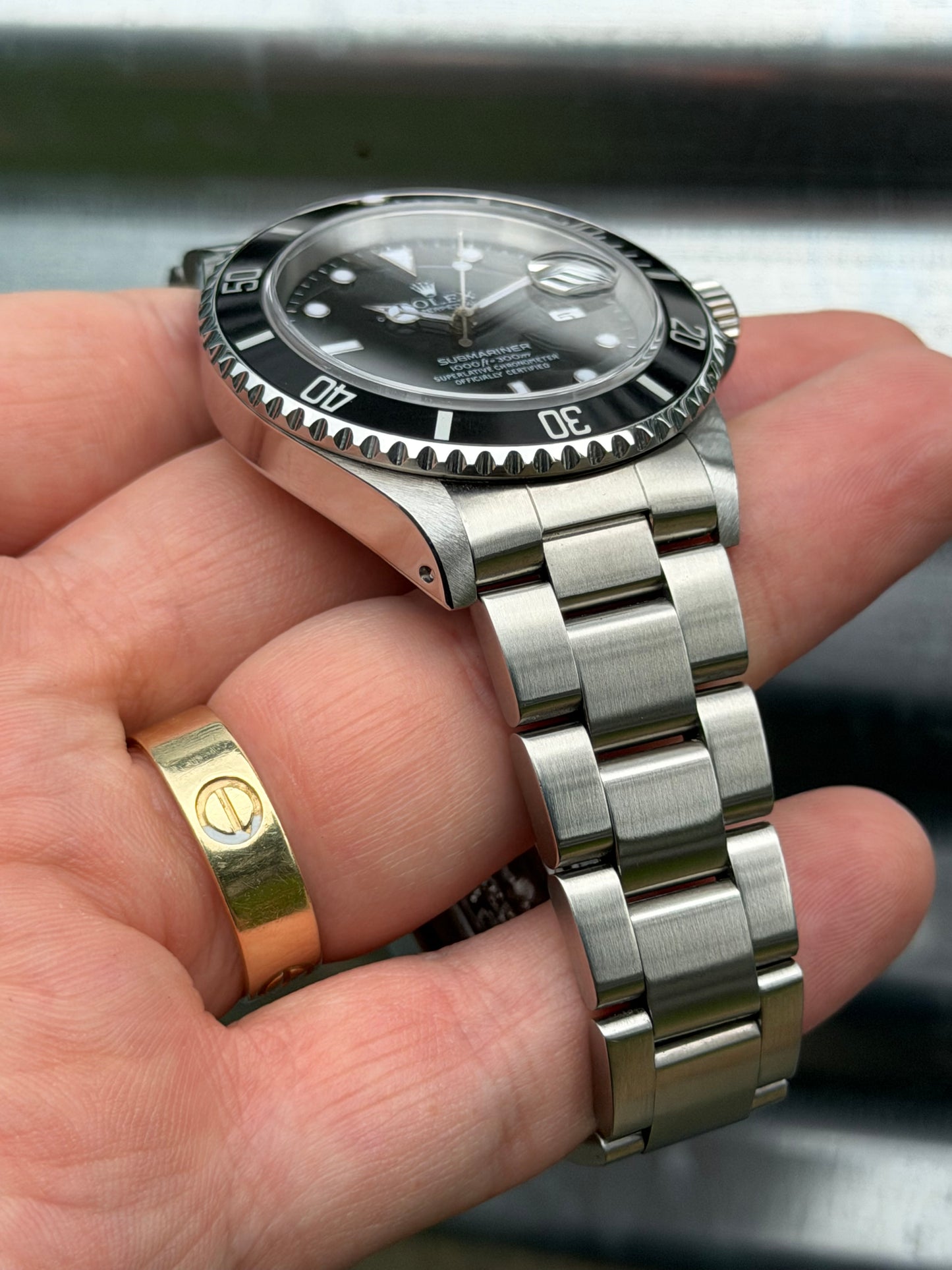 Rolex Submariner Date 40mm Ref.16610 Box & Papers