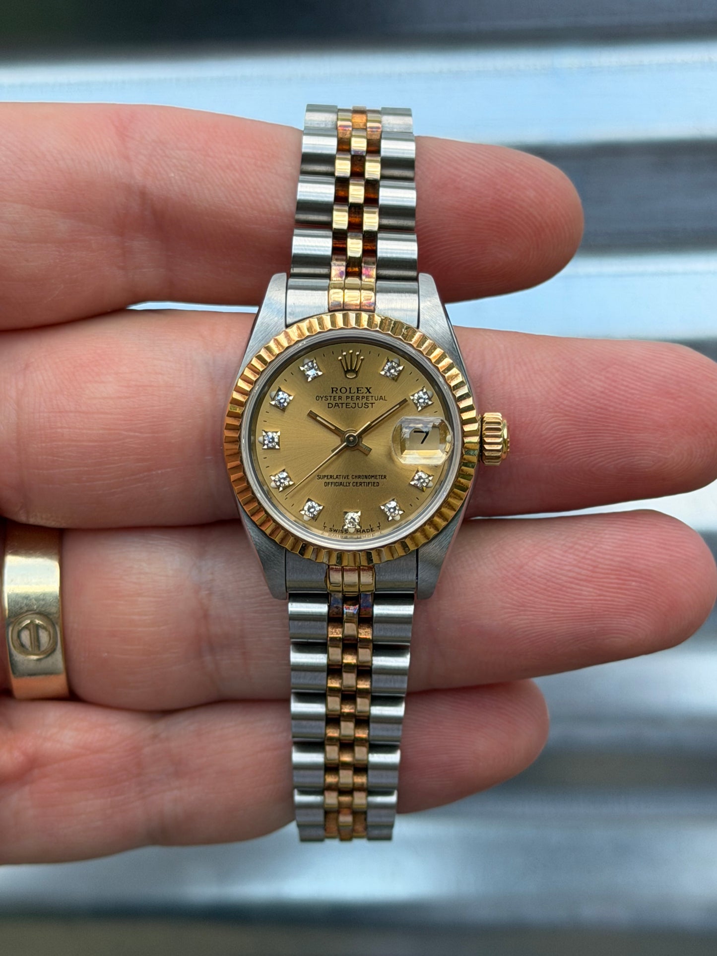 Rolex Ladies Datejust 26mm Ref.69173 Box & Papers “Champagne Diamond Dial”