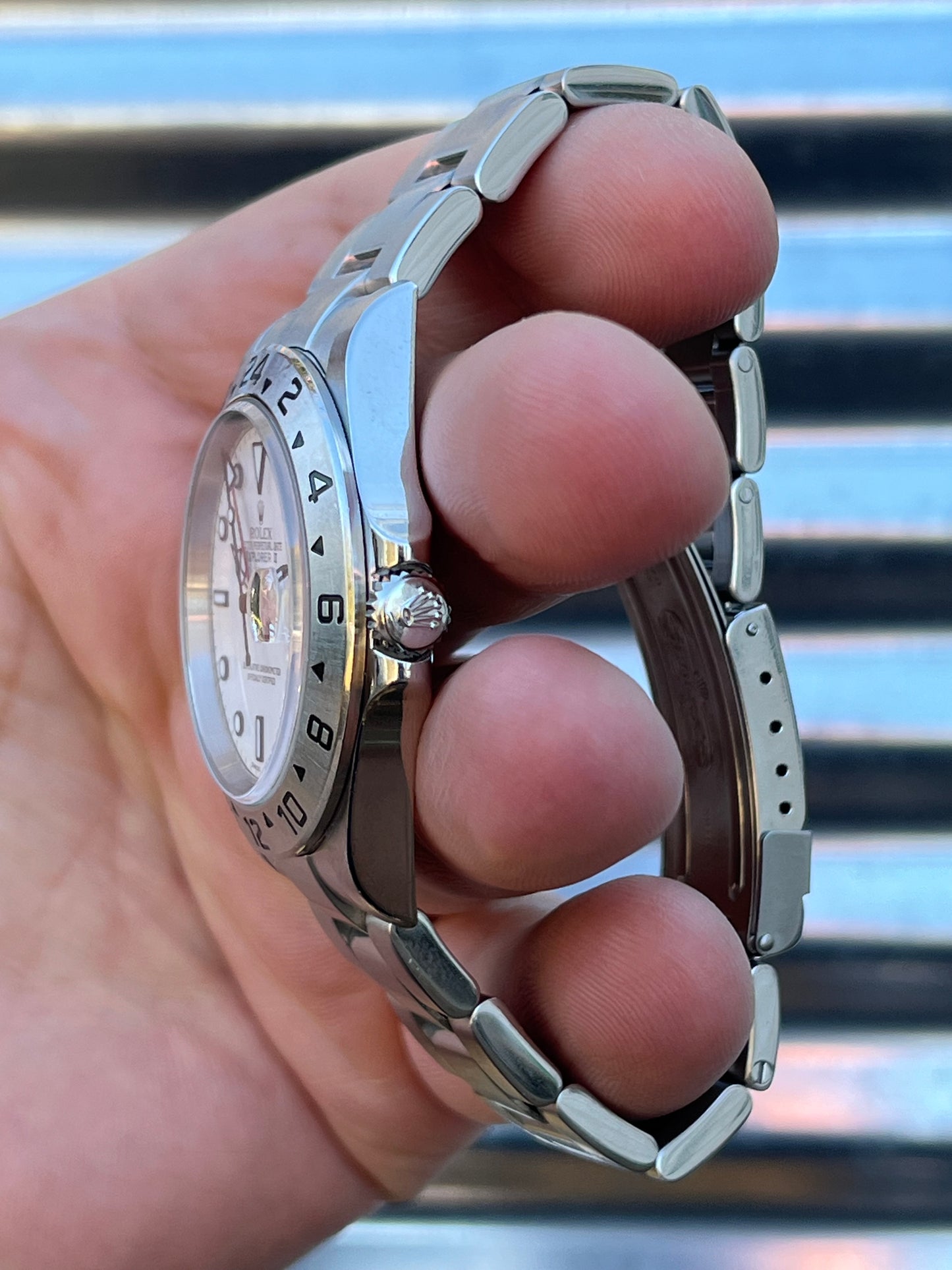 Rolex Explorer II “Polar” 40mm Ref.16570 Box & Papers & Service Card