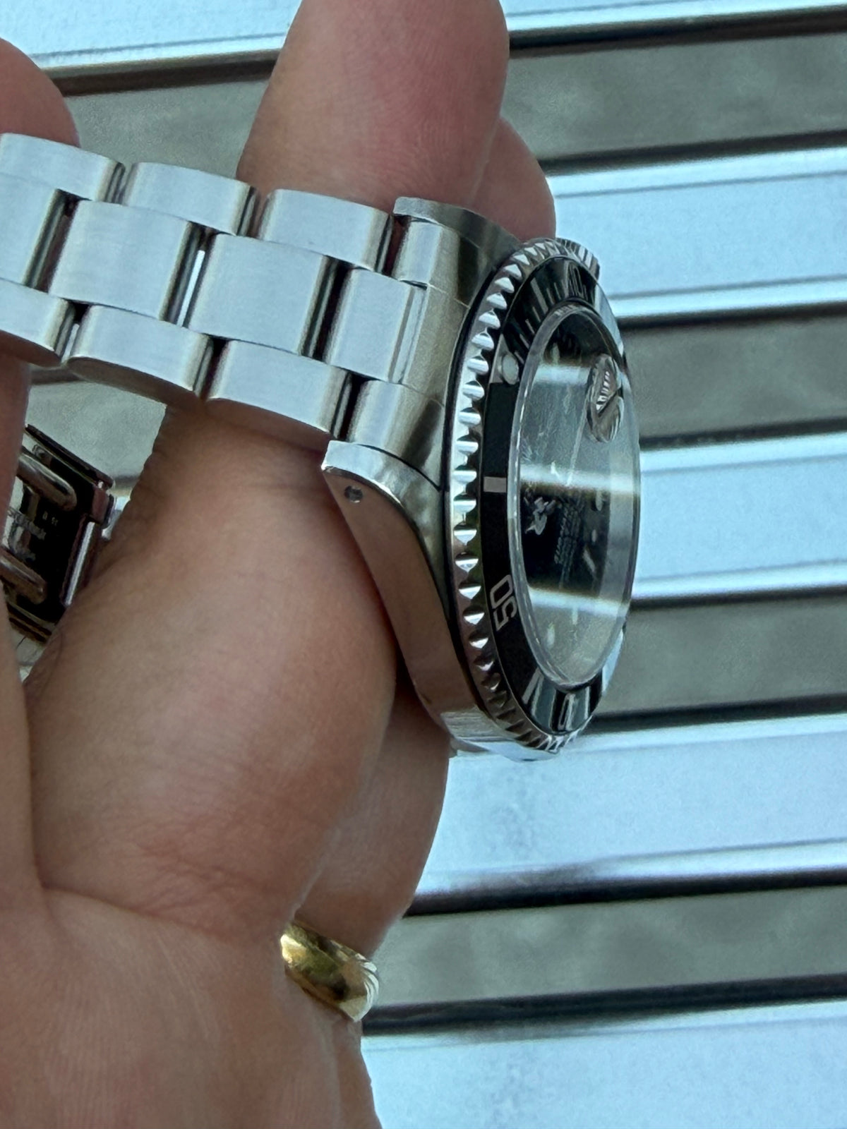 Rolex Submariner Date “Swiss Only”40mm Ref.16610 Box & Papers