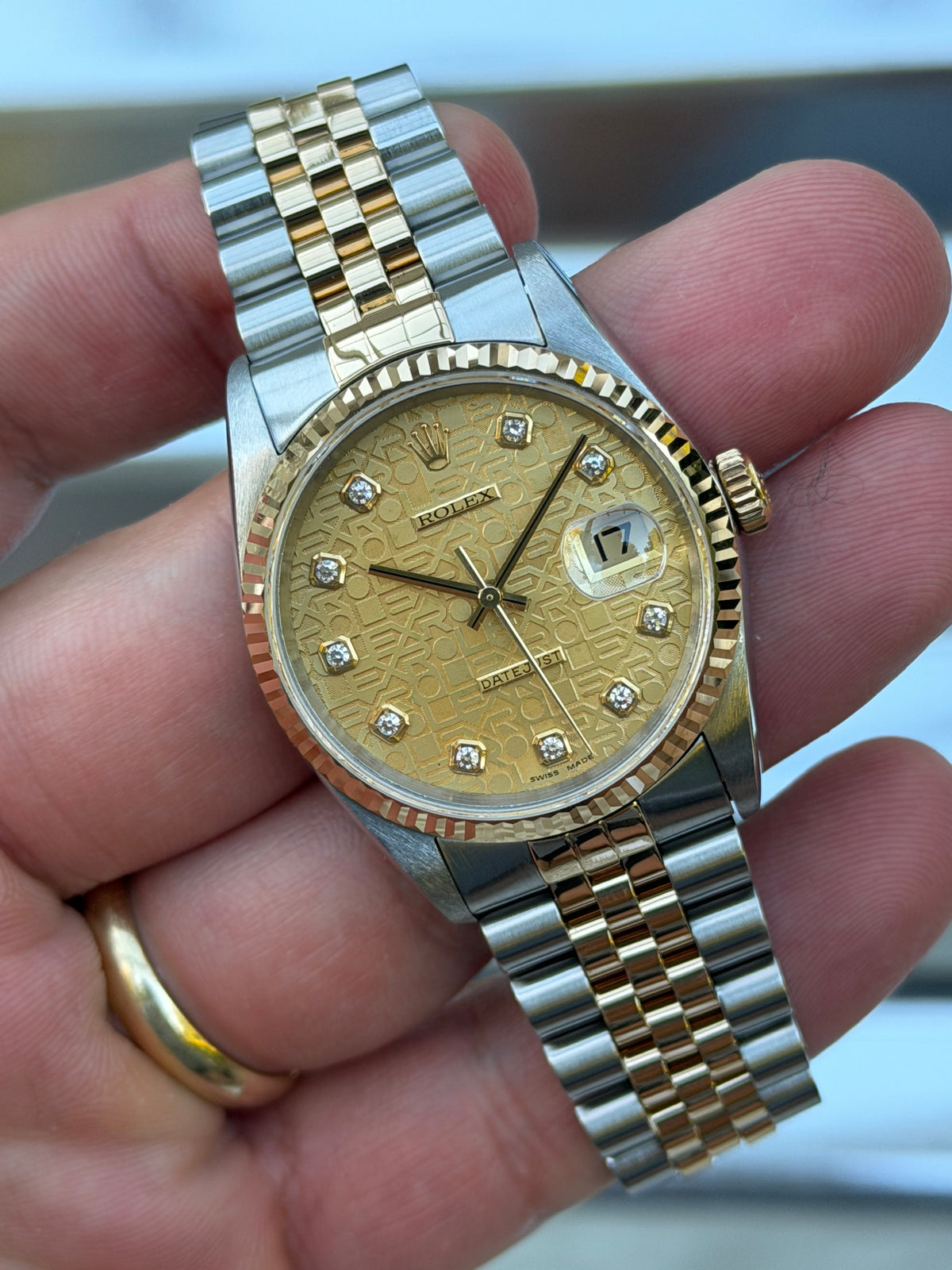 Rolex Datejust Anniversary Diamond Dial 36mm Ref.16233 Box & Papers