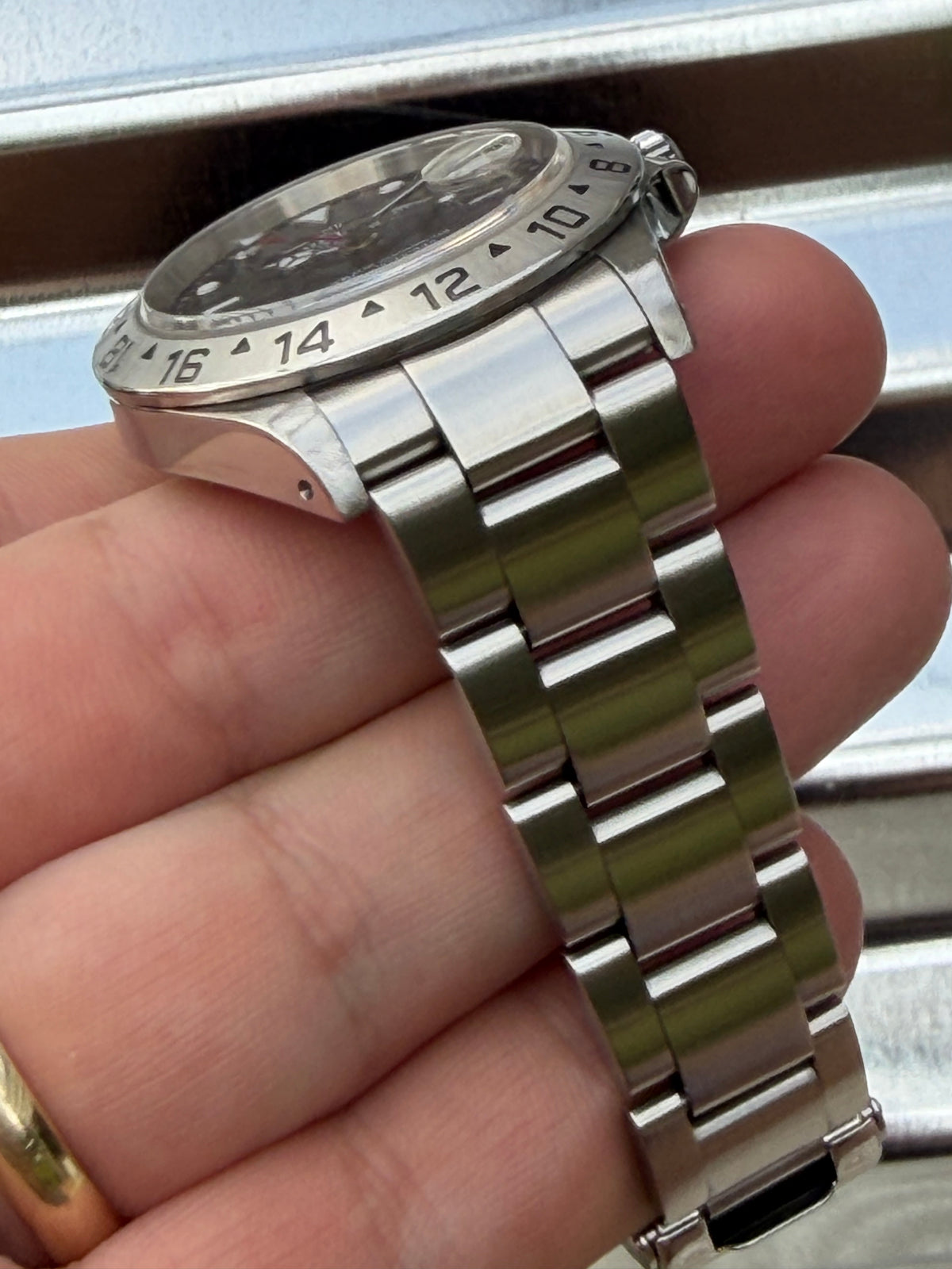 Rolex Explorer 40mm Ref.16570 Box & Papers
