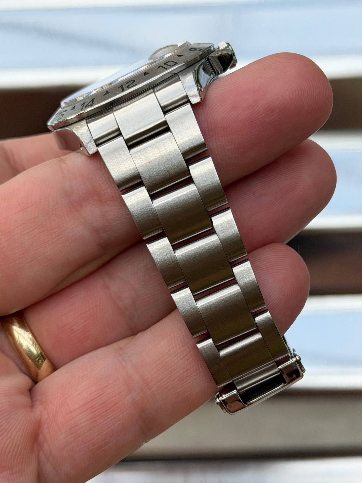 Rolex Explorer 40mm Ref.16570 Box & Papers