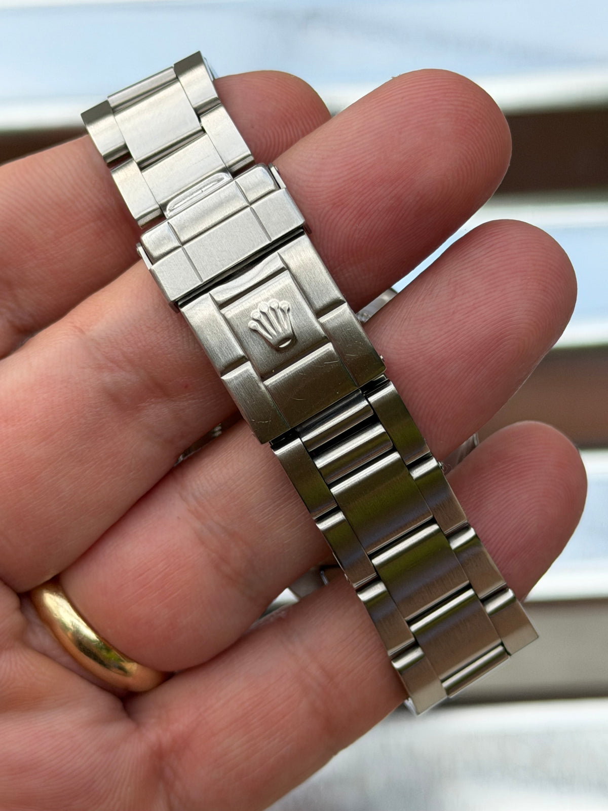 Rolex Explorer 40mm Ref.16570 Box & Papers